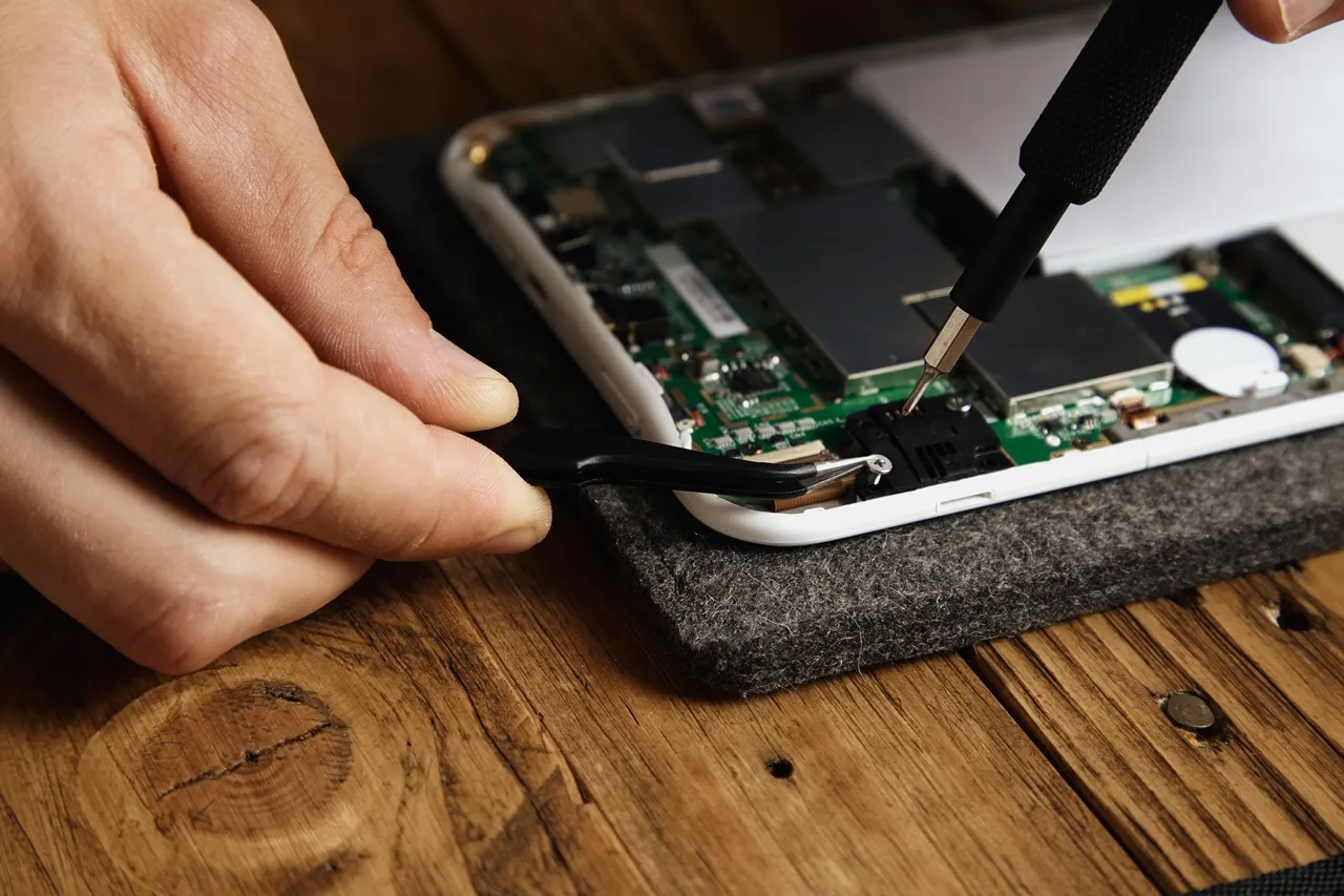 台南Apple授權代理維修中心,三星、華為、小米手機也可修理