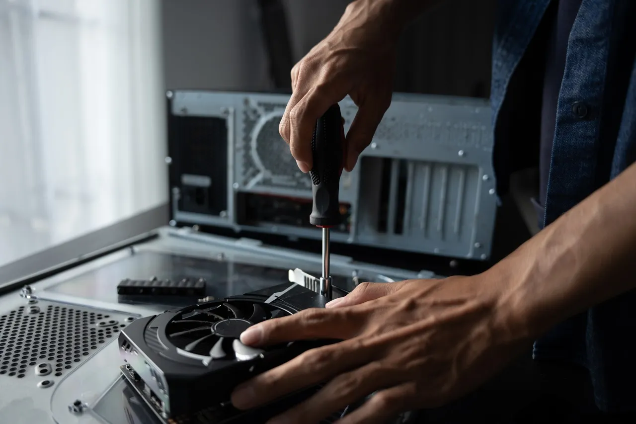 台南專業修電腦，救援電腦主機板，電腦檢測服務