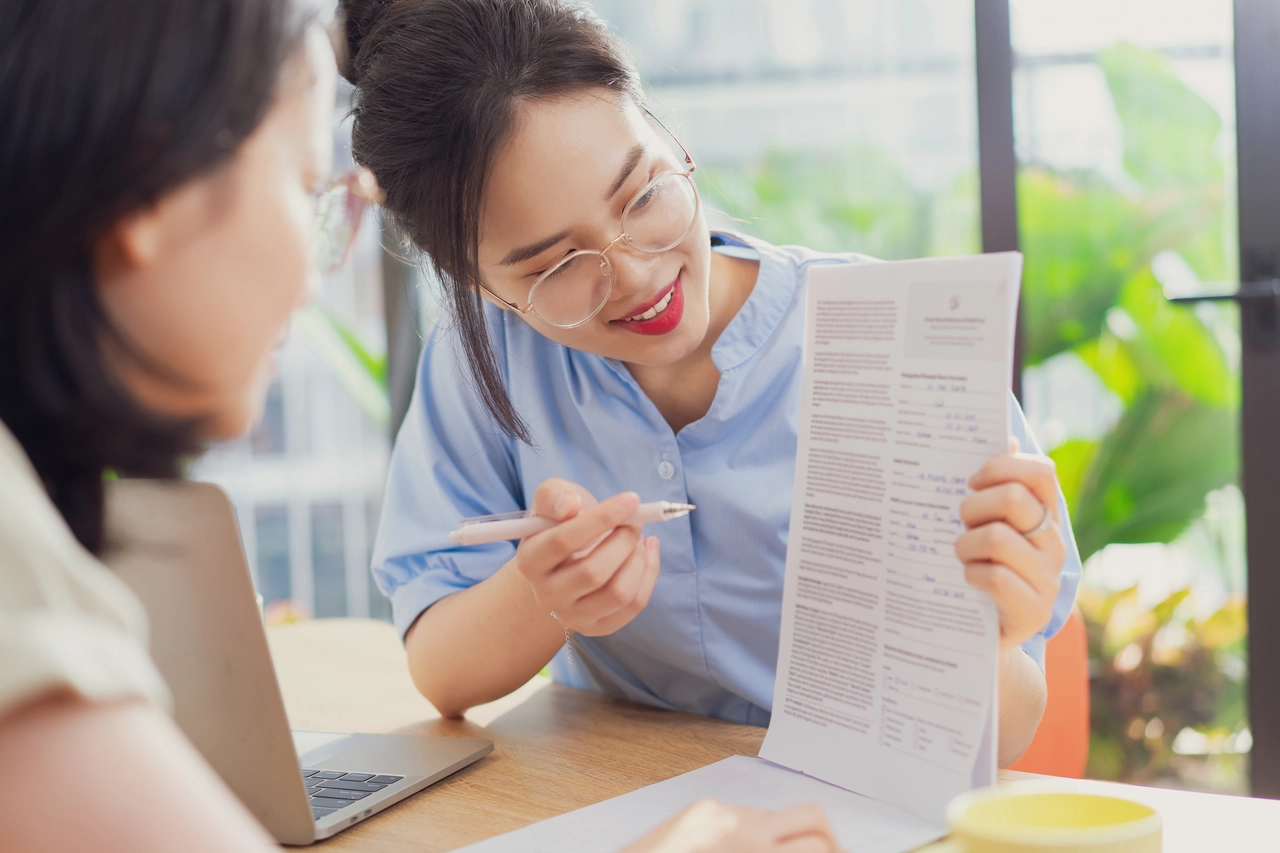 台南留學代辦顧問與學生說明申請須知